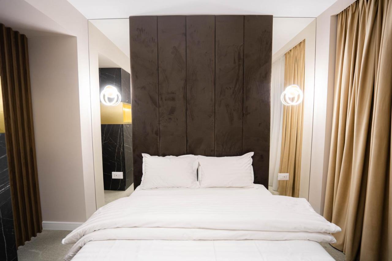Deluxe Aparthotel Marwell Residence Suceava Eksteriør bilde