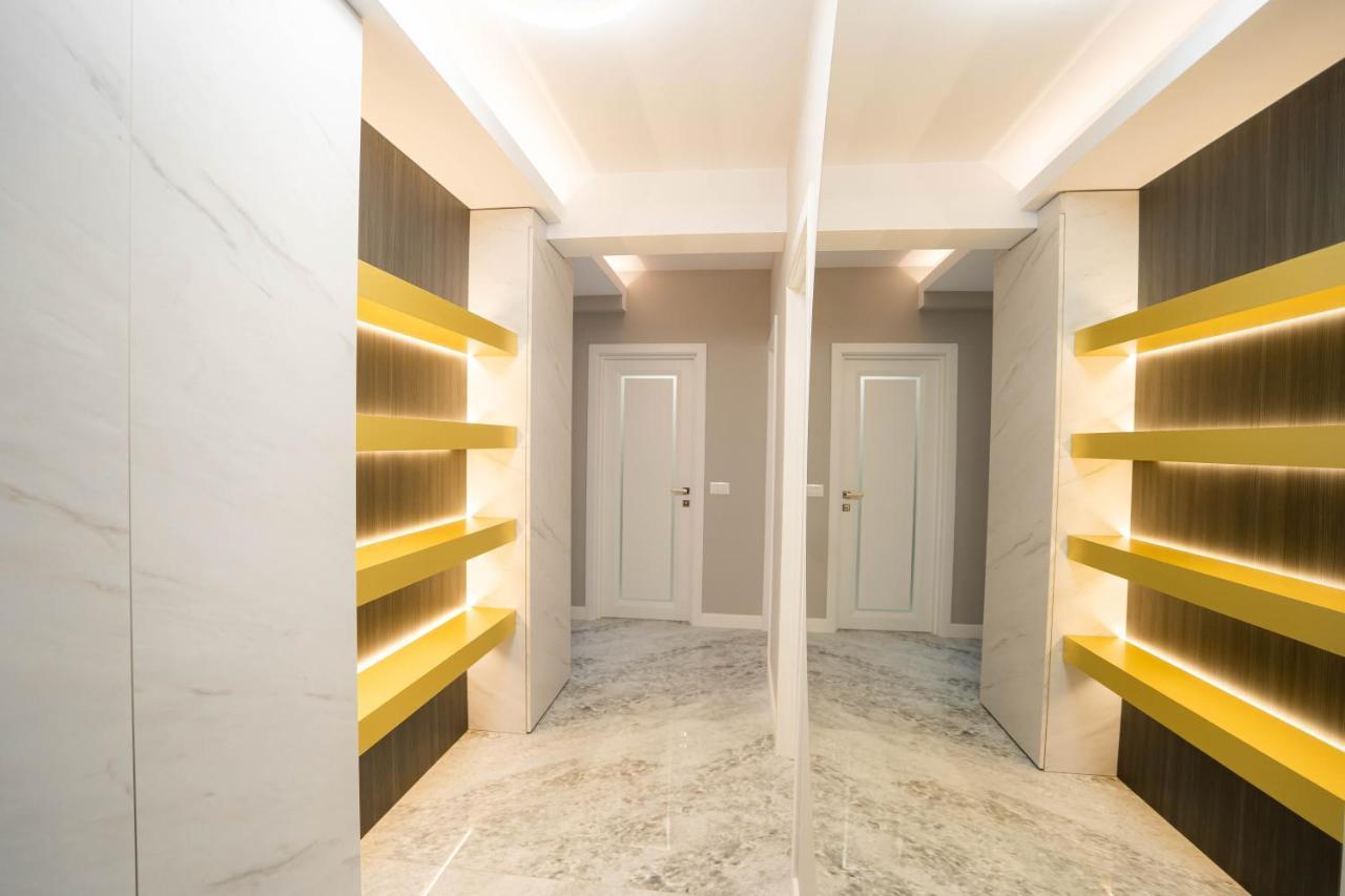 Deluxe Aparthotel Marwell Residence Suceava Eksteriør bilde