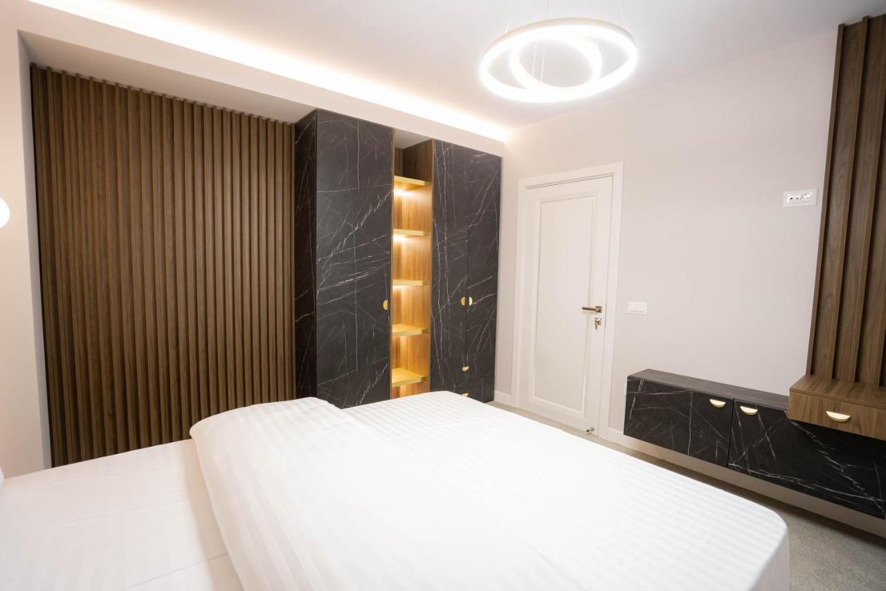 Deluxe Aparthotel Marwell Residence Suceava Eksteriør bilde